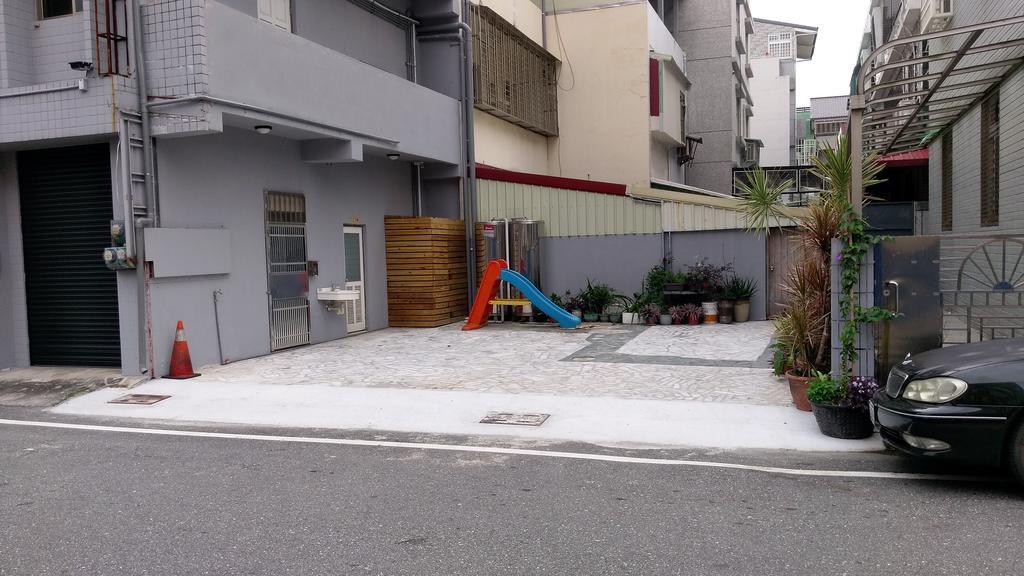 Sleep In Guest House Hualien City Exterior foto